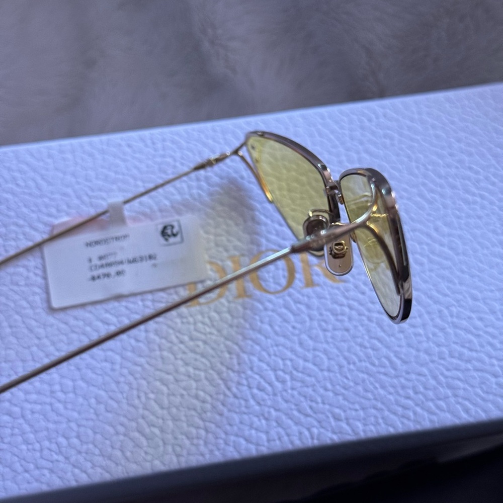 Dior Yellow Triangle Frame Sunglasses - Picture 3 of 9